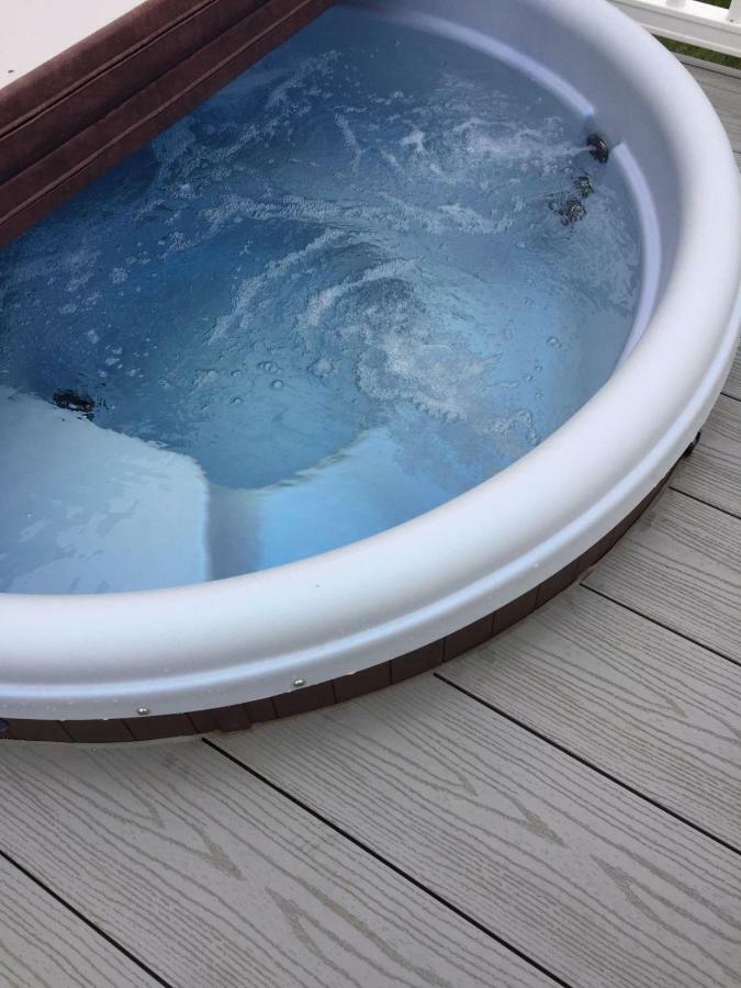 Hot Tub Hols 61 Kingfisher Court Hotel Tattershall Exterior photo